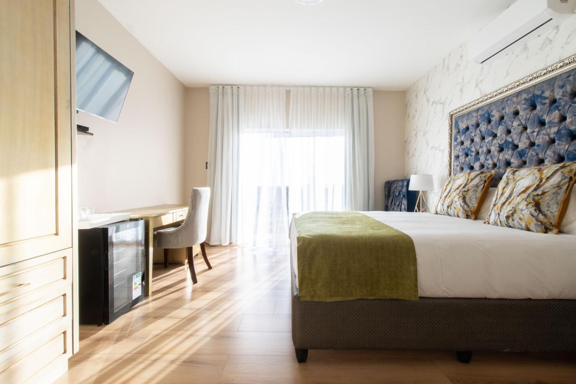 Dolphin Bay Boutique Hotel And Spa Port Elizabeth Eksteriør billede